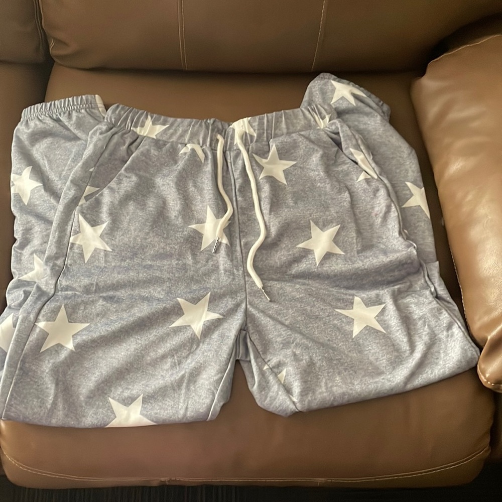 comfortable star sweatpants never been worn